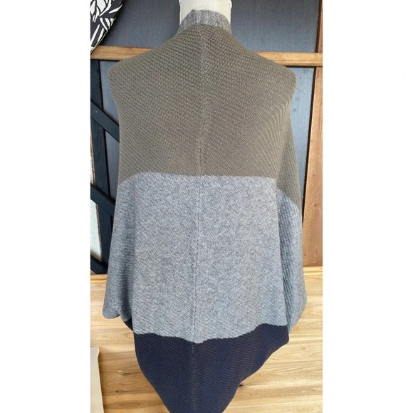 Rust/green Colorblock Dolman Sleeve Cocoon Cardigan one size shall, coat - Picture 3 of 4